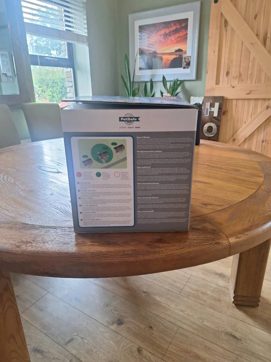 Wireless pet containment system - Image 1