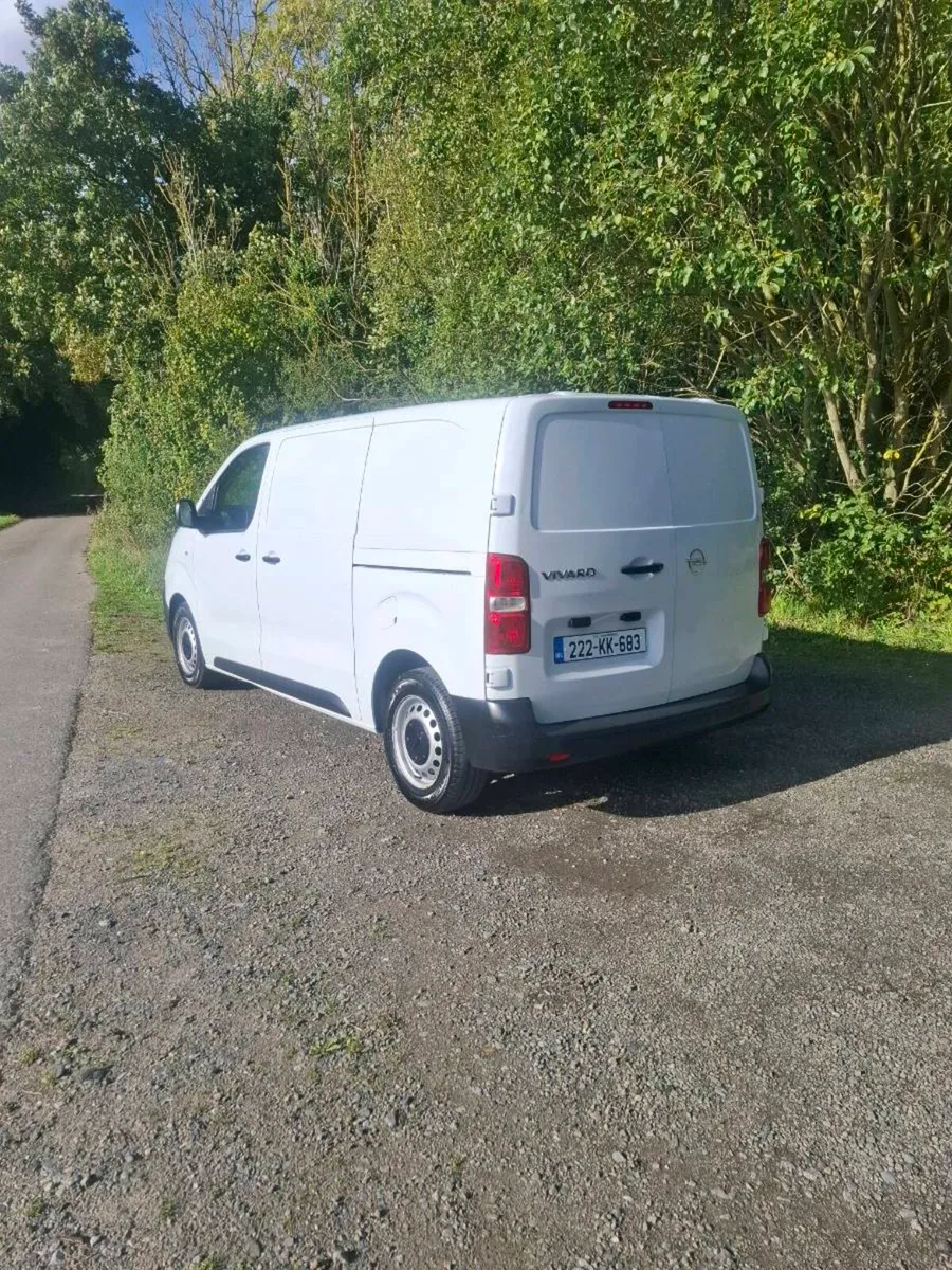 Opel Vivaro - Image 2