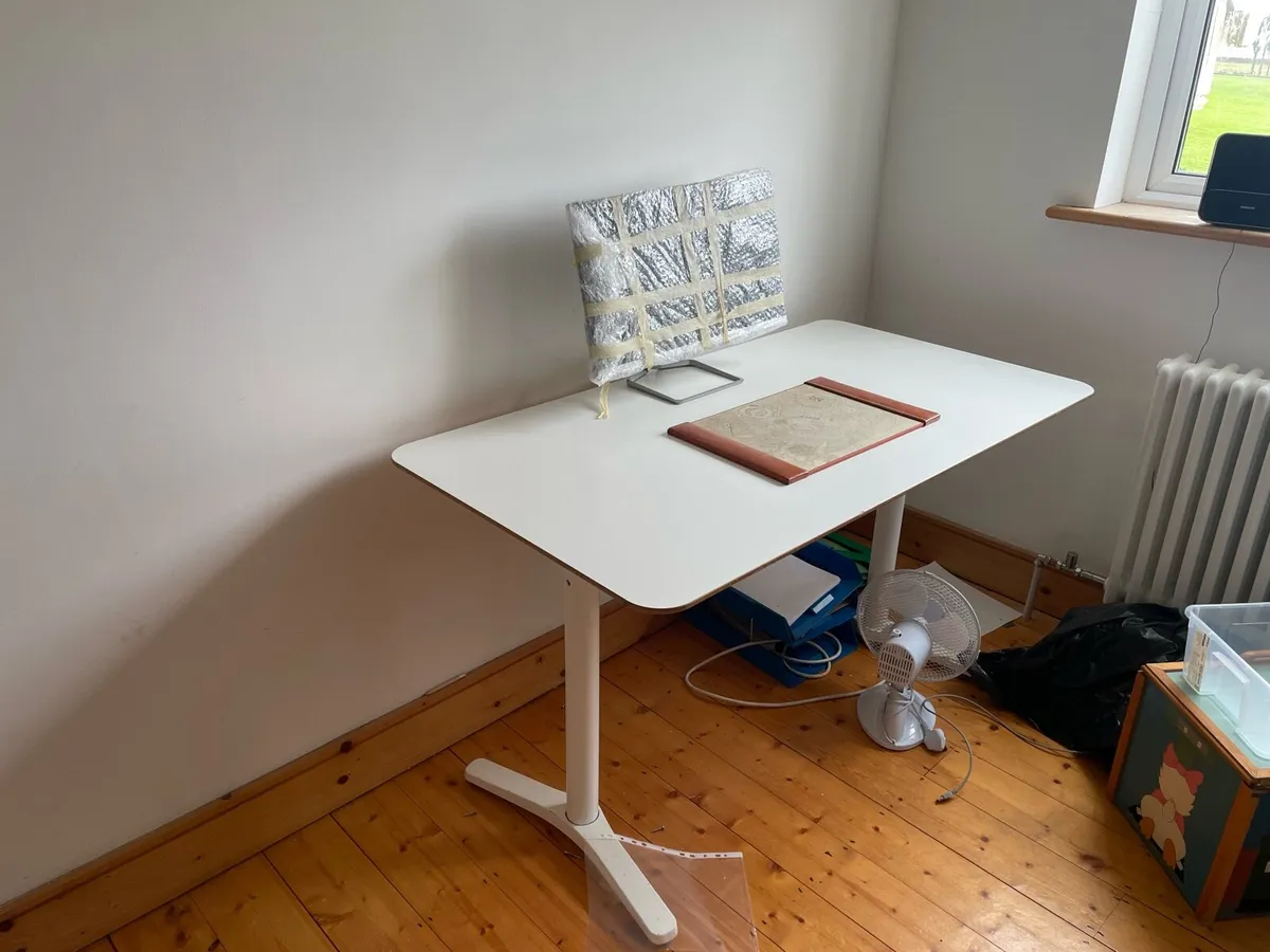 Desk - Image 3