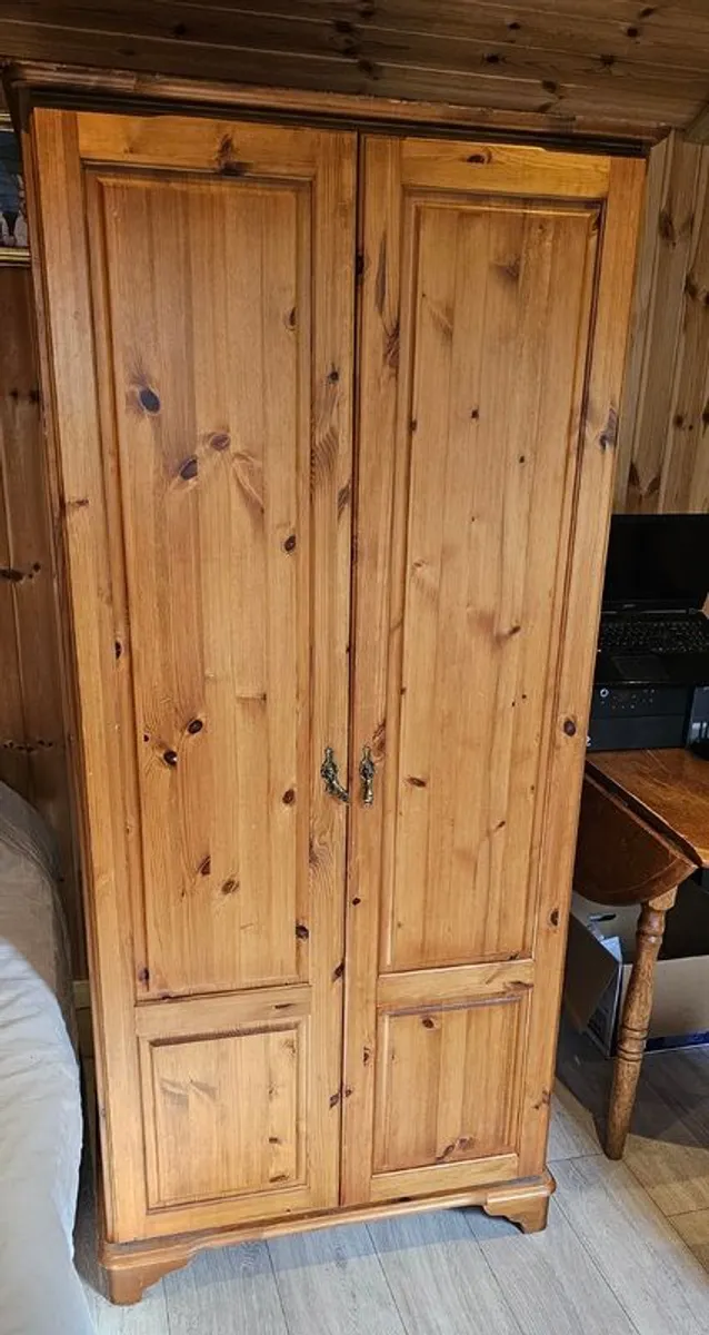 Furnish A Flat Or Bedsit - Image 1