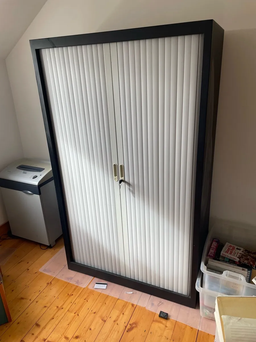 Office storage cabinet - Image 1