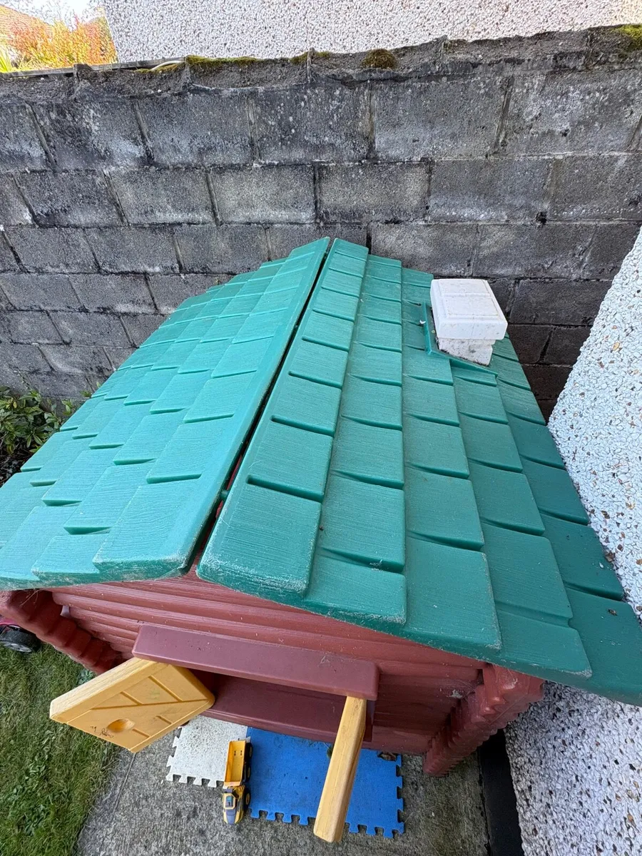 Little tikes play house - Image 3