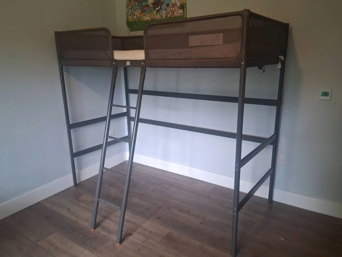 Loft bed - Image 2