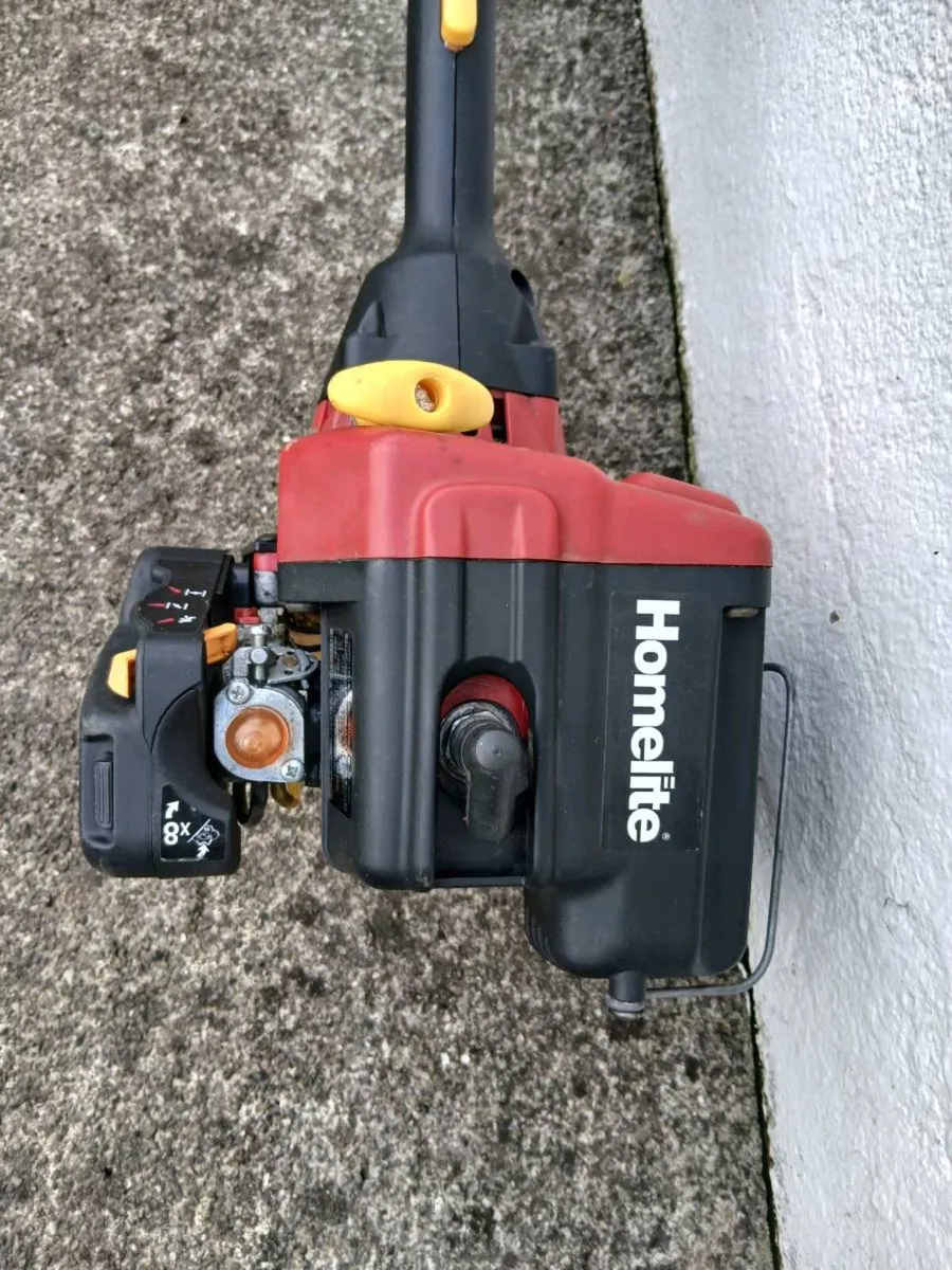 Homelite Strimmer for Sale - Image 4