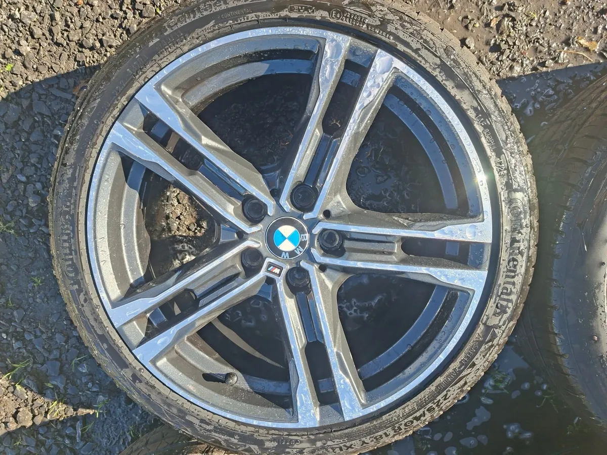 18" Genuine Bmw 1 or 2 Series M Sport Alloys with - Image 1