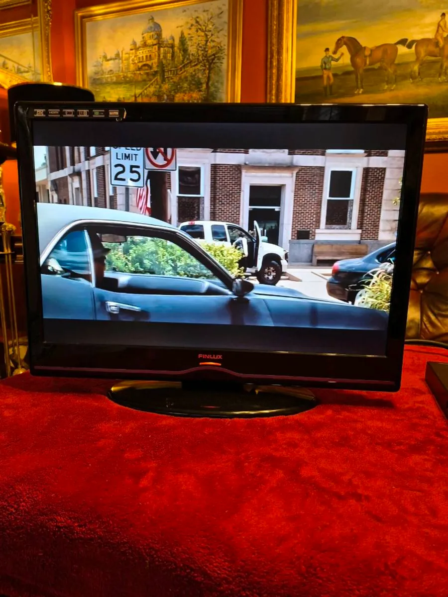 Finlux 22" FL 850 Tv - Image 1