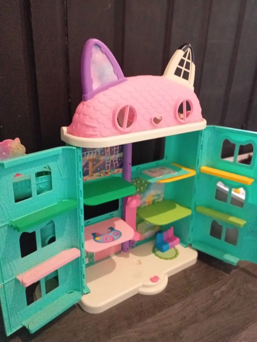 Toys - Image 2