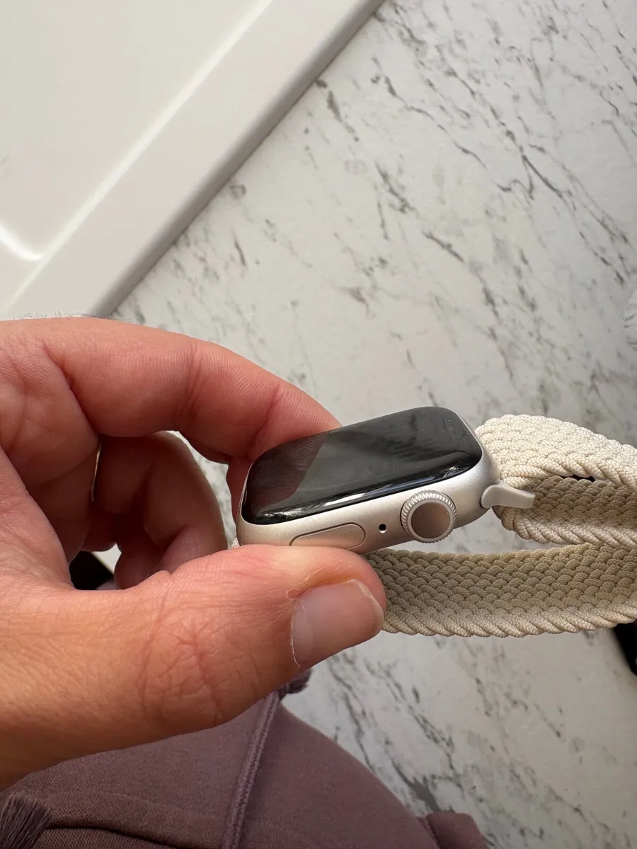 Apple Watch Series 7 - Image 2