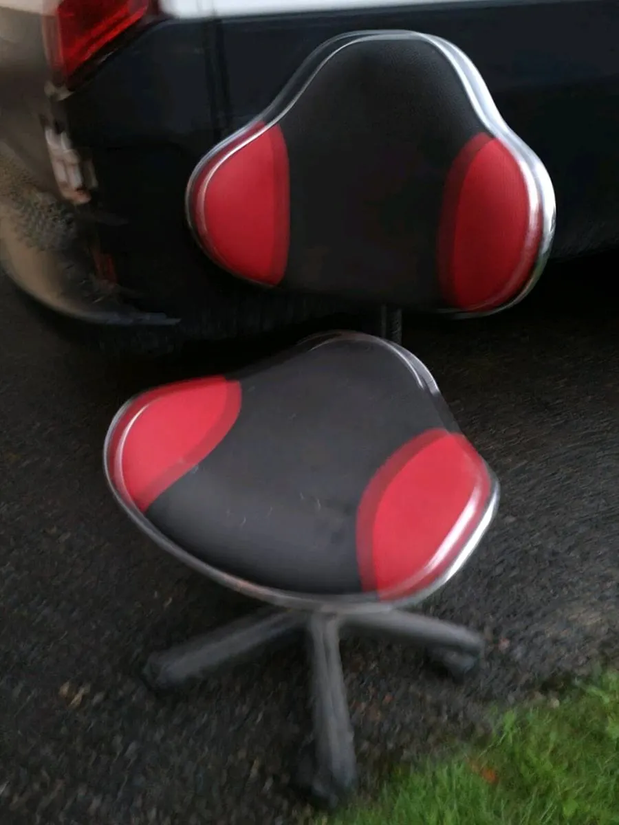 Office chair - Image 2