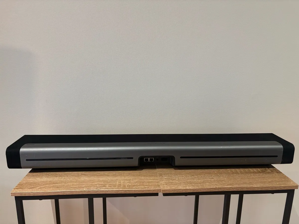 Genuine Sonos Playbar soundbar in black & silver. - Image 2
