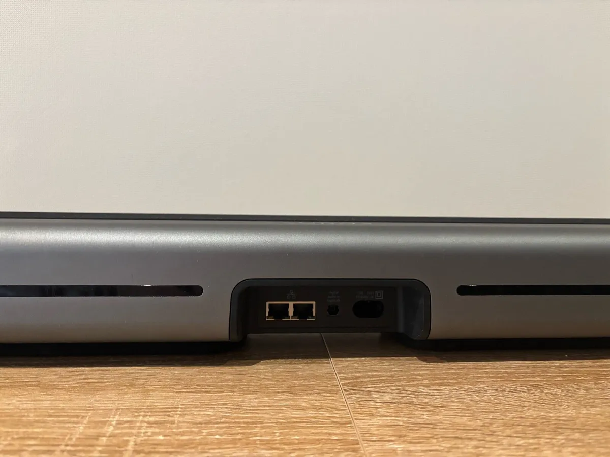 Genuine Sonos Playbar soundbar in black & silver. - Image 3