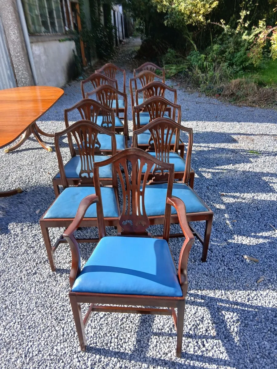Antique dining table and chairs - Image 4