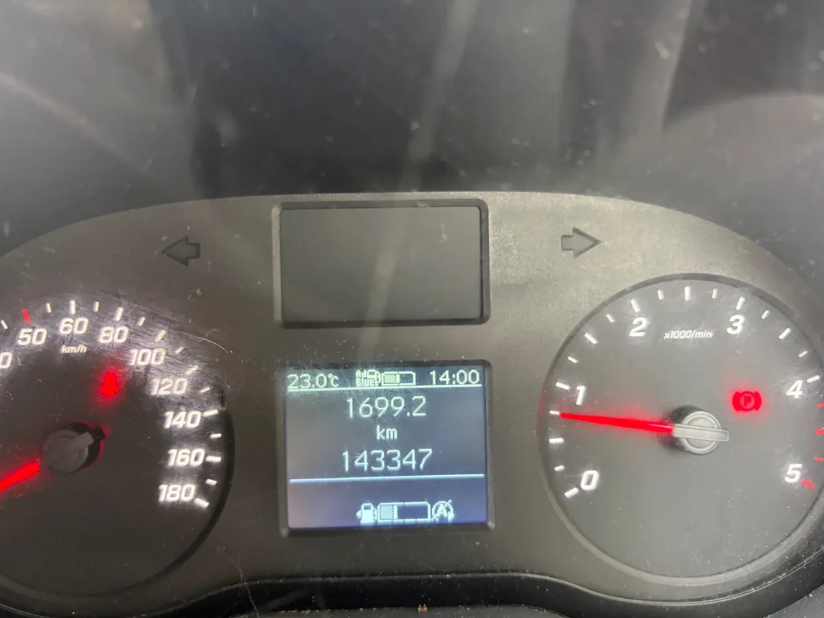 Mercedes Sprinter MWB 85 K miles only -Perfect Van - Image 3