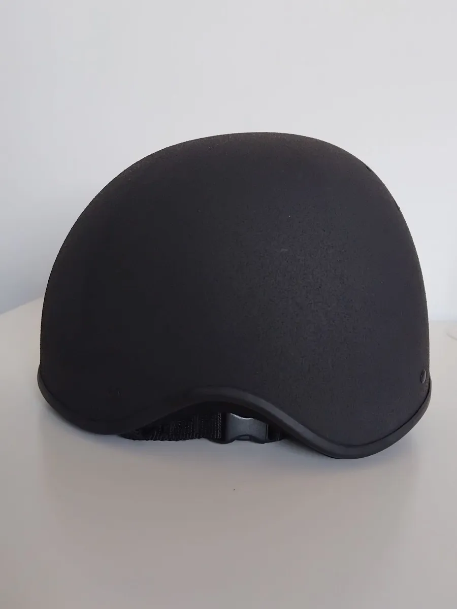 Horse riding gear - Image 3