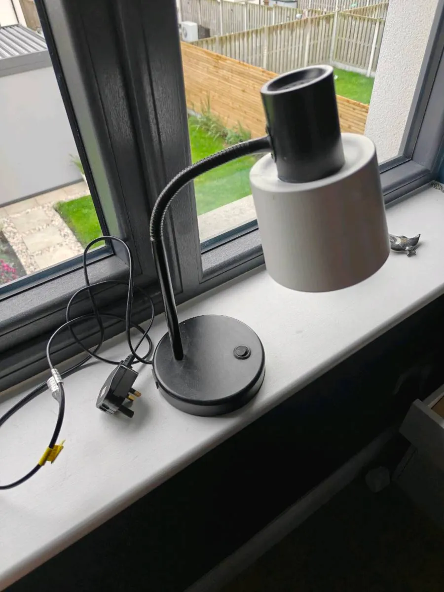 Rabea Table lamp