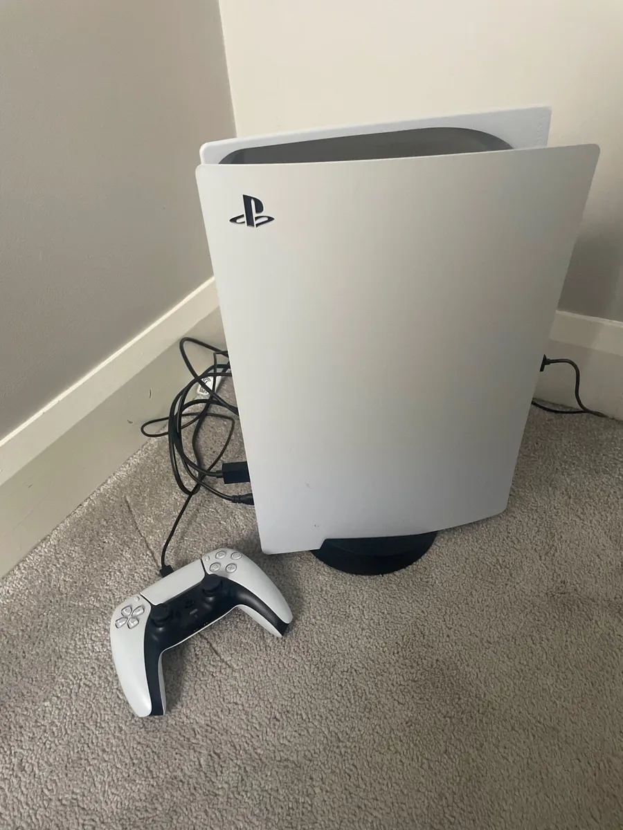 PlayStation 5 - Image 1