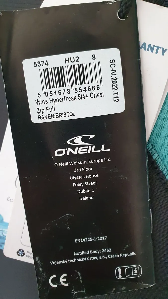 Women's O'Neill Hyperfreak wetsuit - Image 2