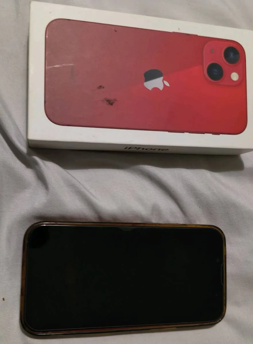 iPhone 13 - Image 3