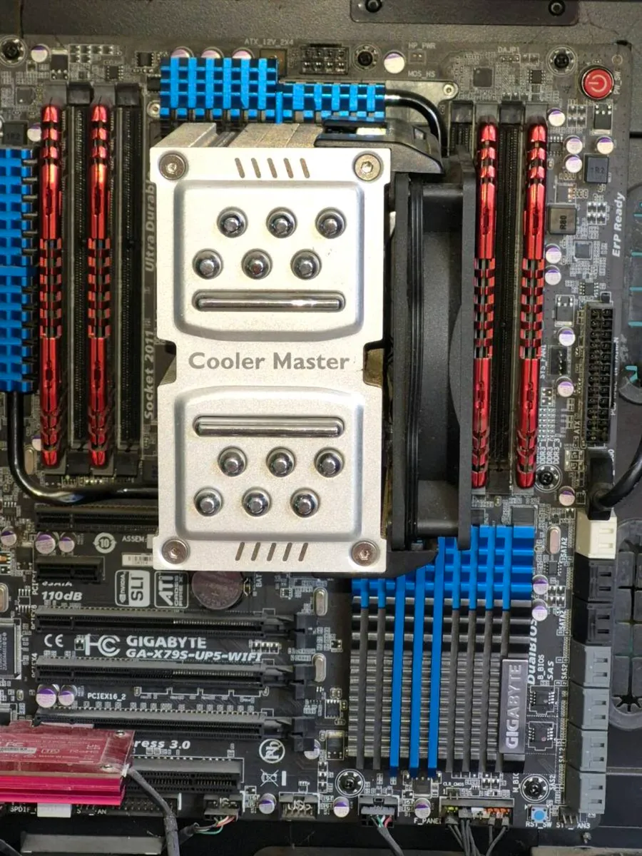 Intel i7 Extreme Edition X79 Bundle - Gigabyte X79 - Image 1