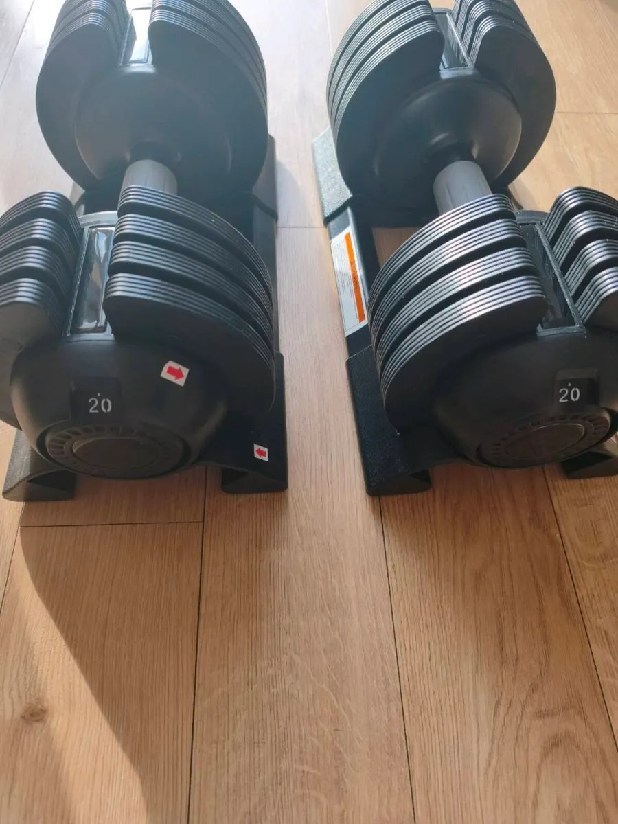 Adjustable Dumbbells 2 x 20kg - Image 3