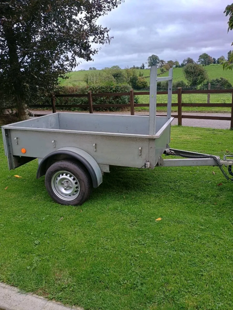Broniss car trailer - Image 1