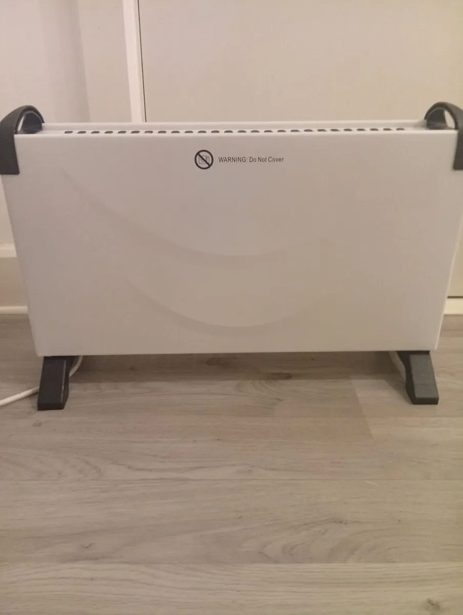 Convector Heater 2kw 3months old - Image 1