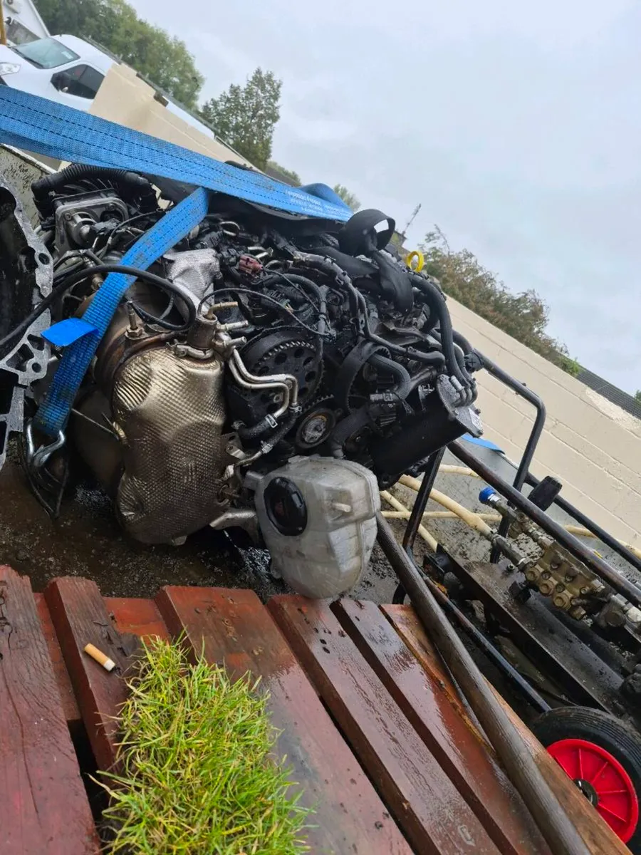 Volkswagen Passat engine 2021 - Image 2
