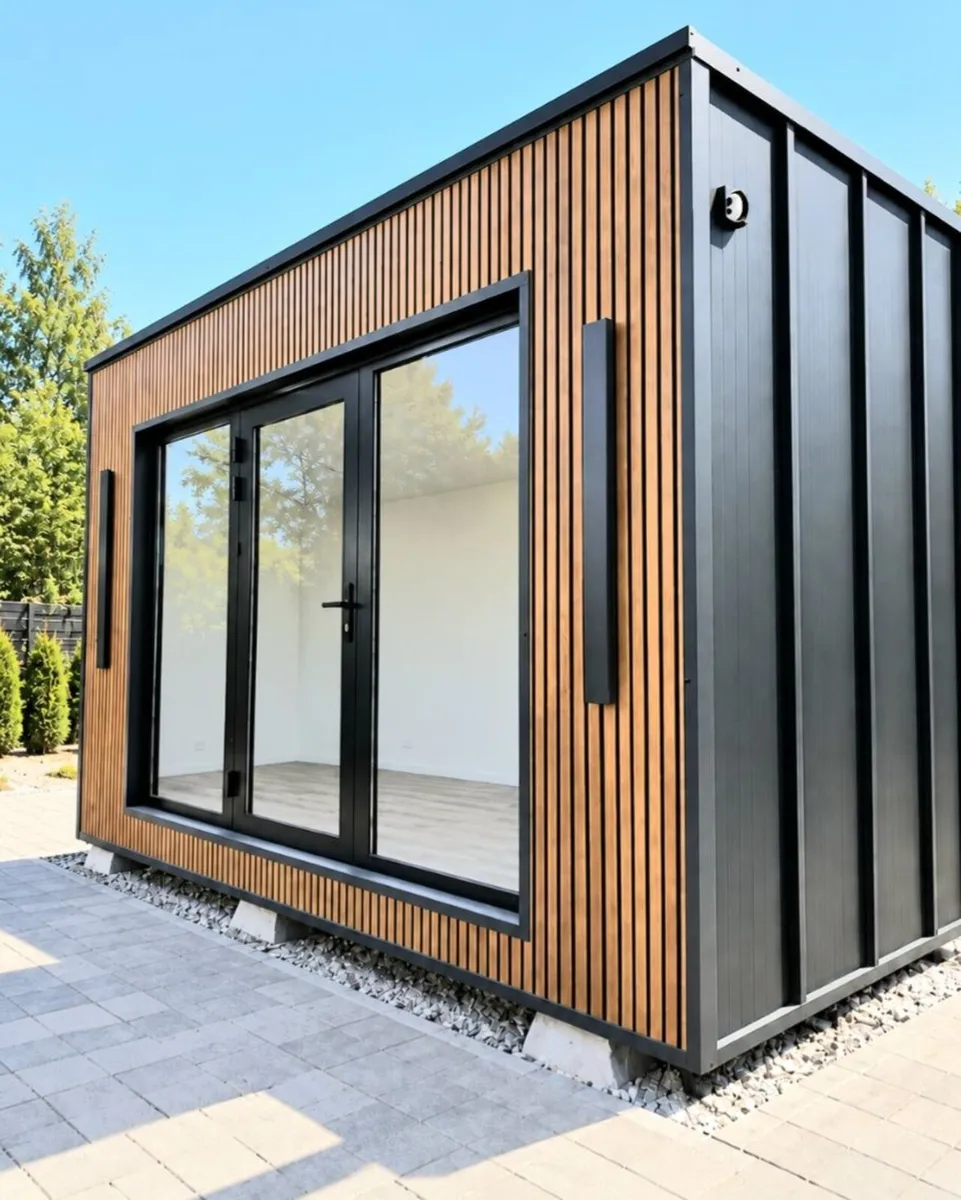 Modern Garden Room