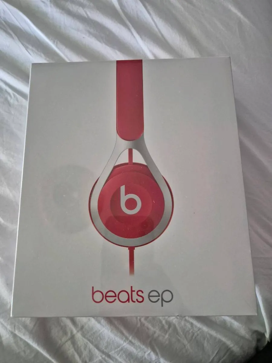 Beats EP On-Ear Headphones - Image 1