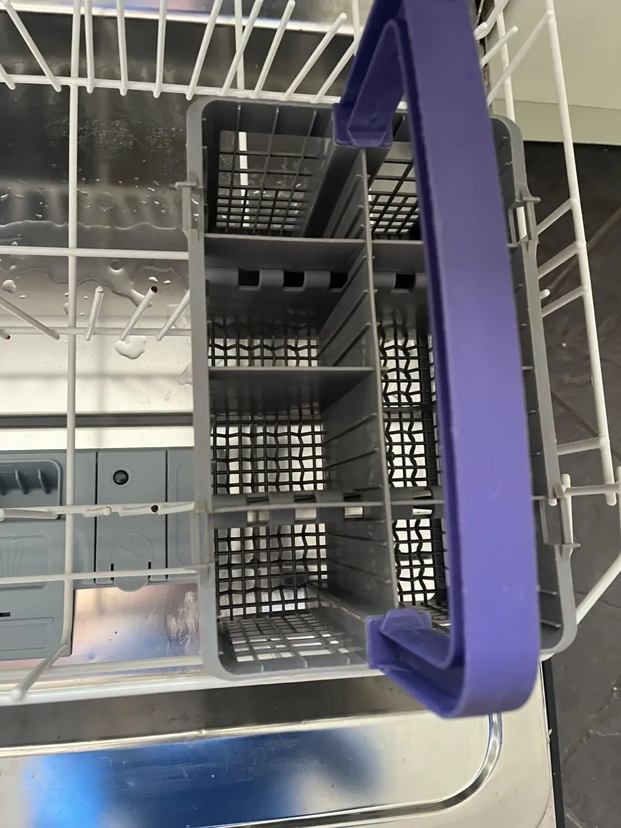 Dishwasher - Image 4