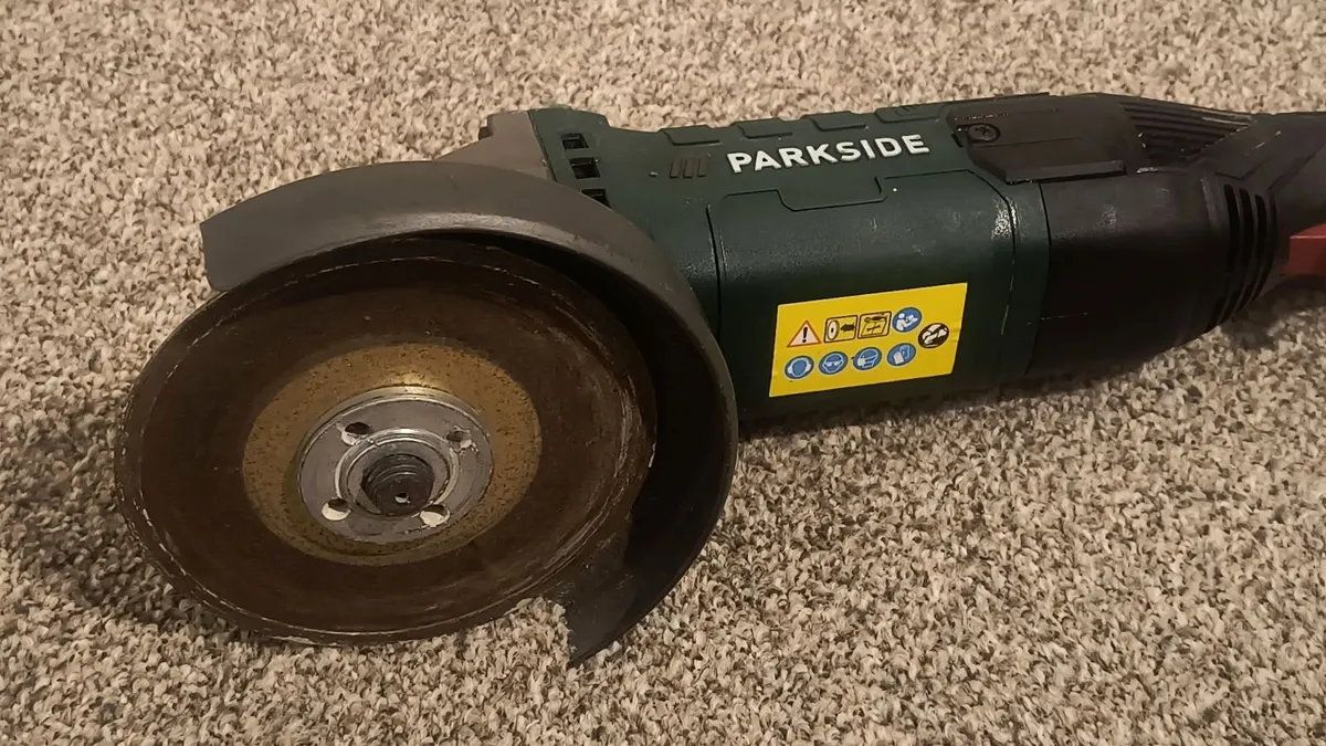 Parkside PWS 125 F5 Angle Grinder - Image 1