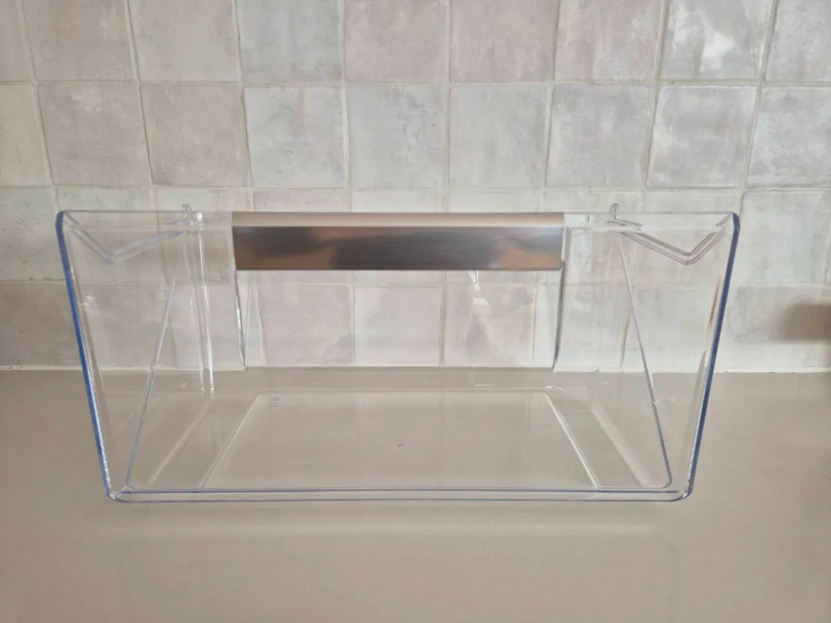 Freezer Drawer Assembly - Lower (405 x 216mm - Image 1
