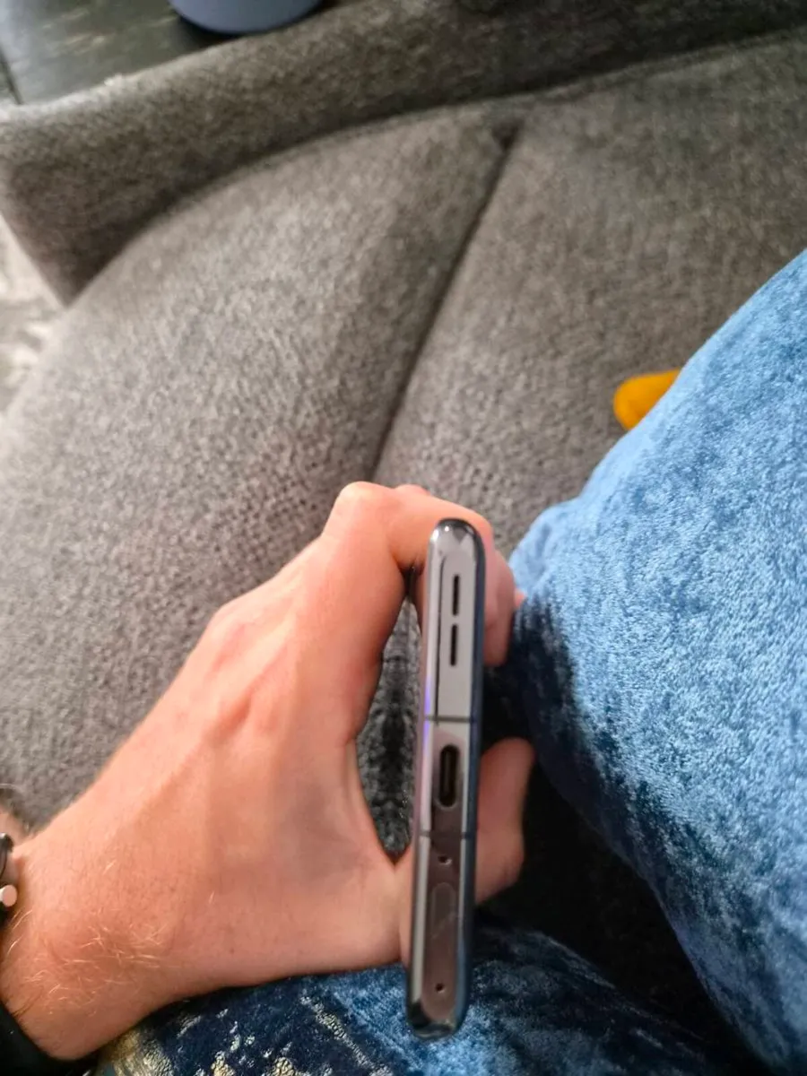 Oneplus 12 - Image 3