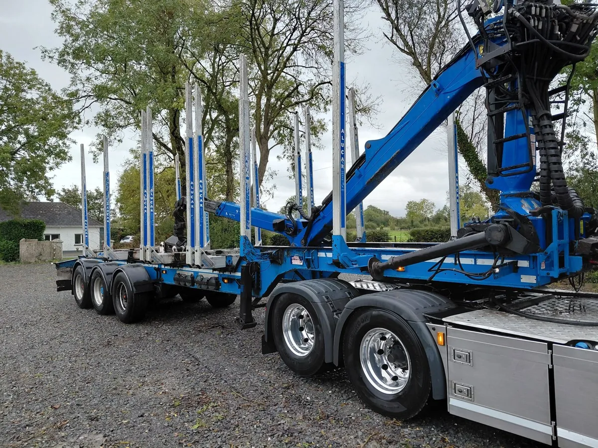 Robinson timber trailer - Image 1