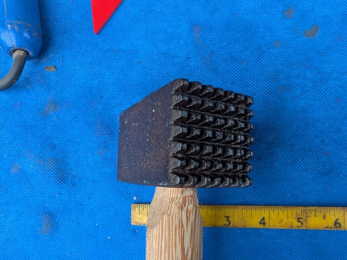 Stone Mason's Bushing Hammer - Image 3