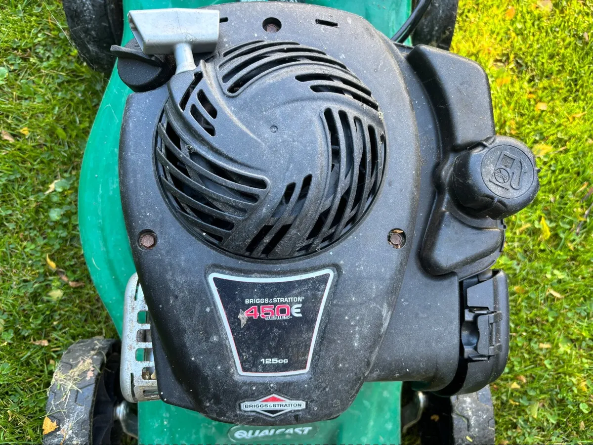 Petrol Lawnmower - Image 4