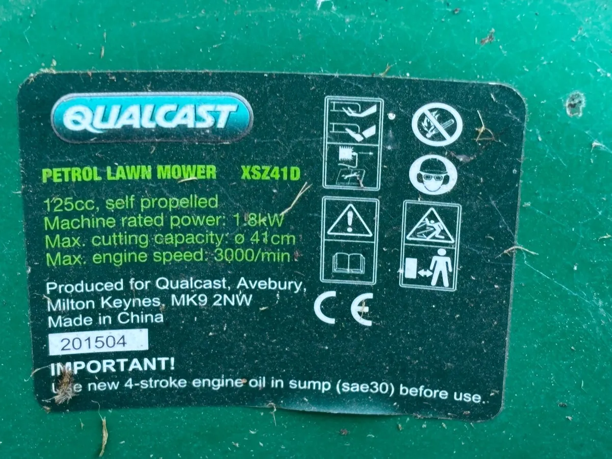 Petrol Lawnmower - Image 2