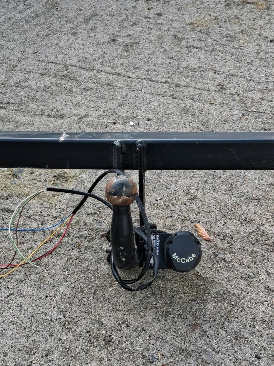 Tow bar - Image 1