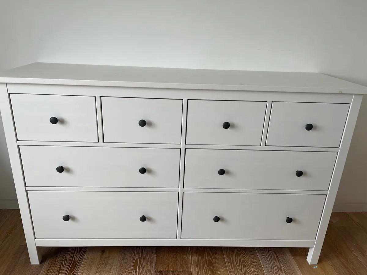 Bedroom furniture - Image 2