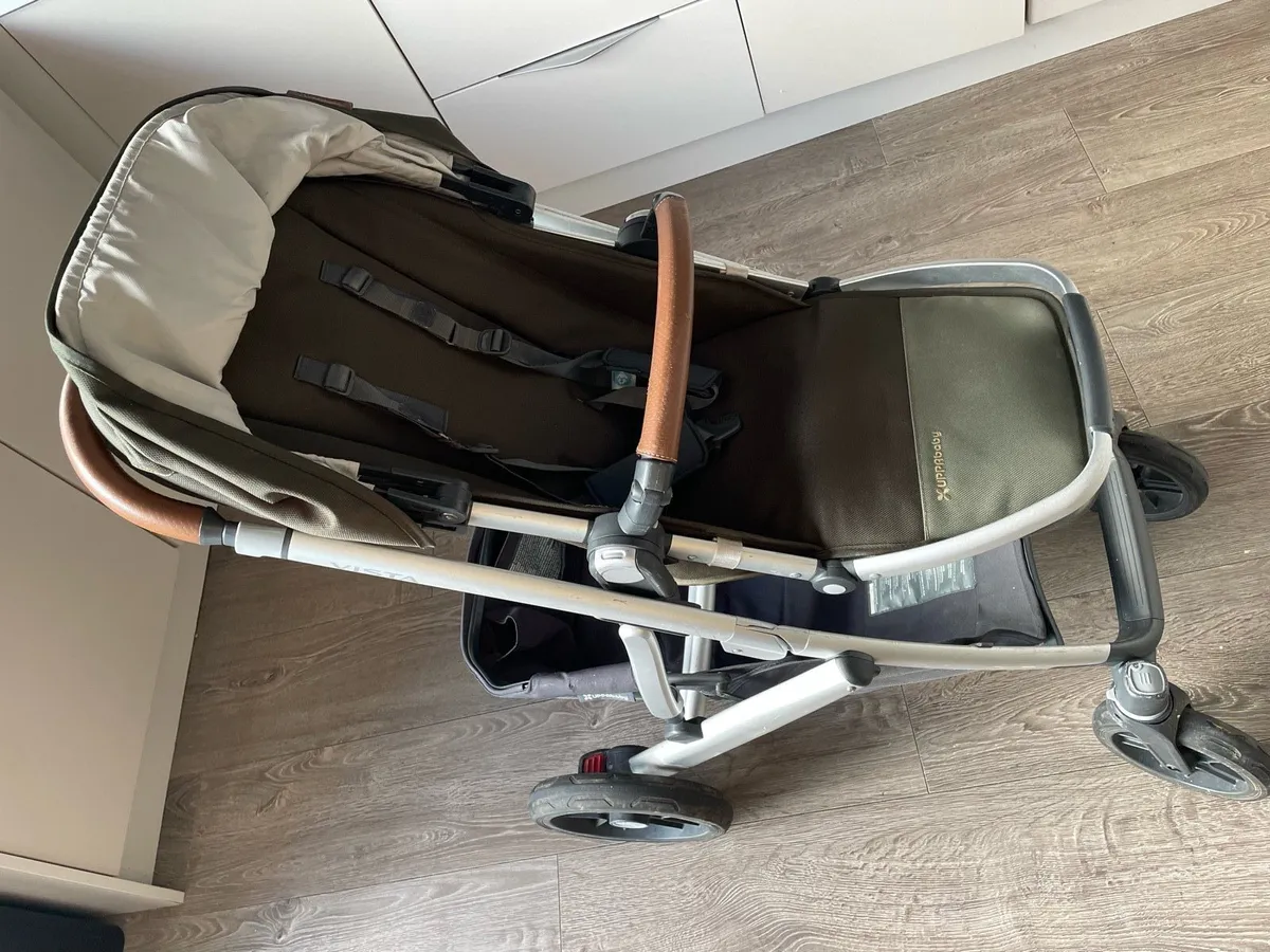 Uppa Baby V2 - Image 1