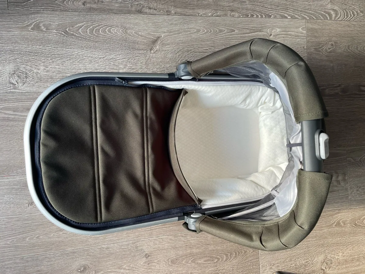 Uppa Baby V2 - Image 4