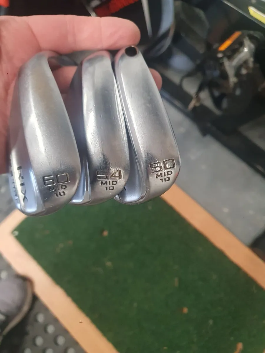 Golf Clubs - Image 2