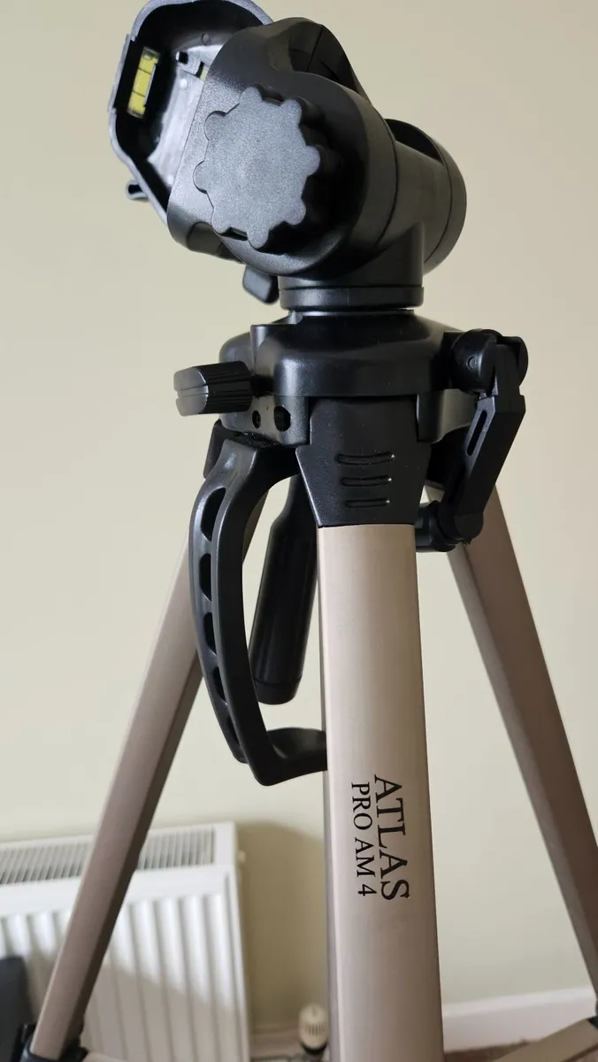 Camera and Telescope Tripod - Image 3