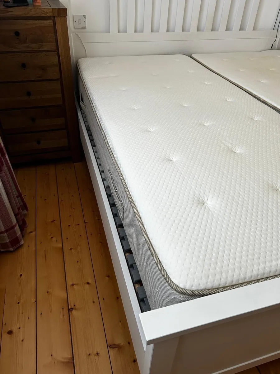 2x single mattresses FREE - Image 2