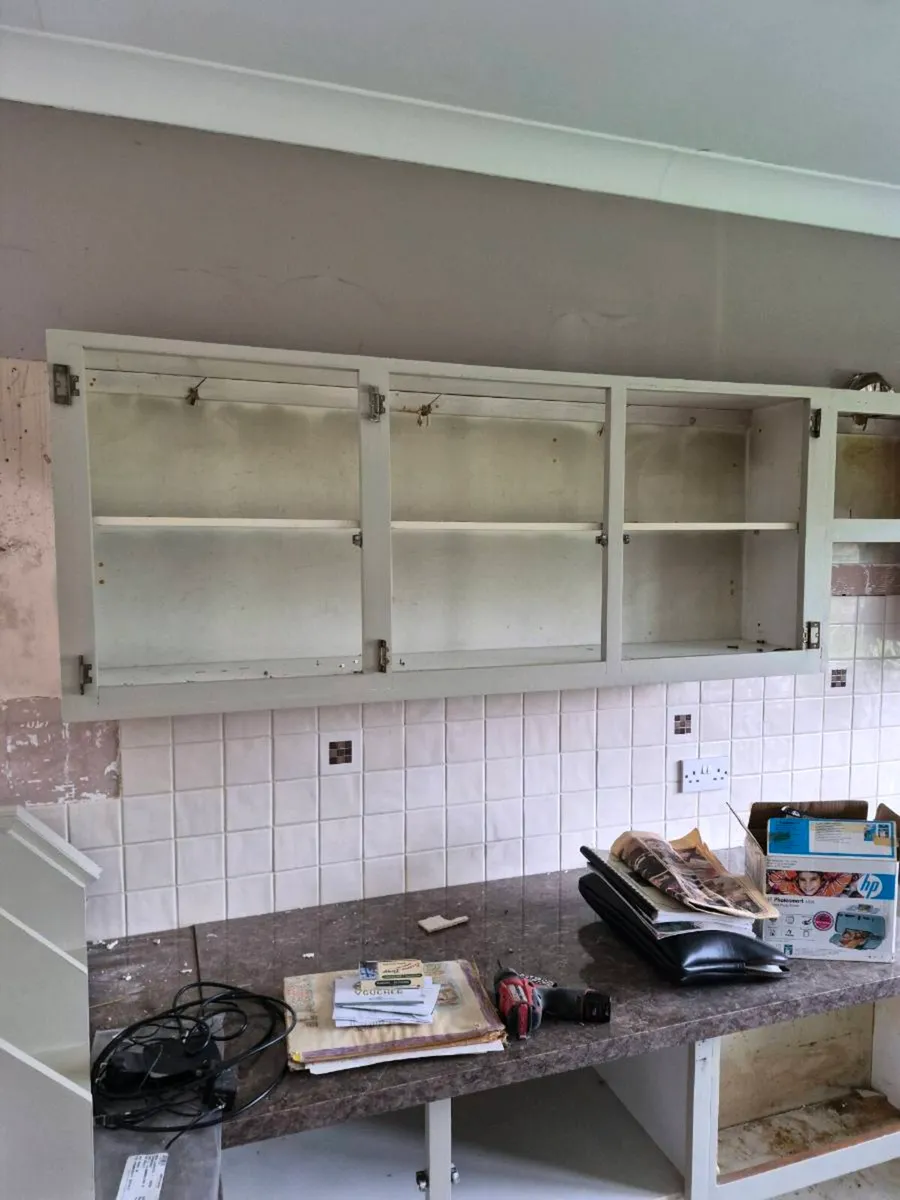 Old oak kitchen - Image 2