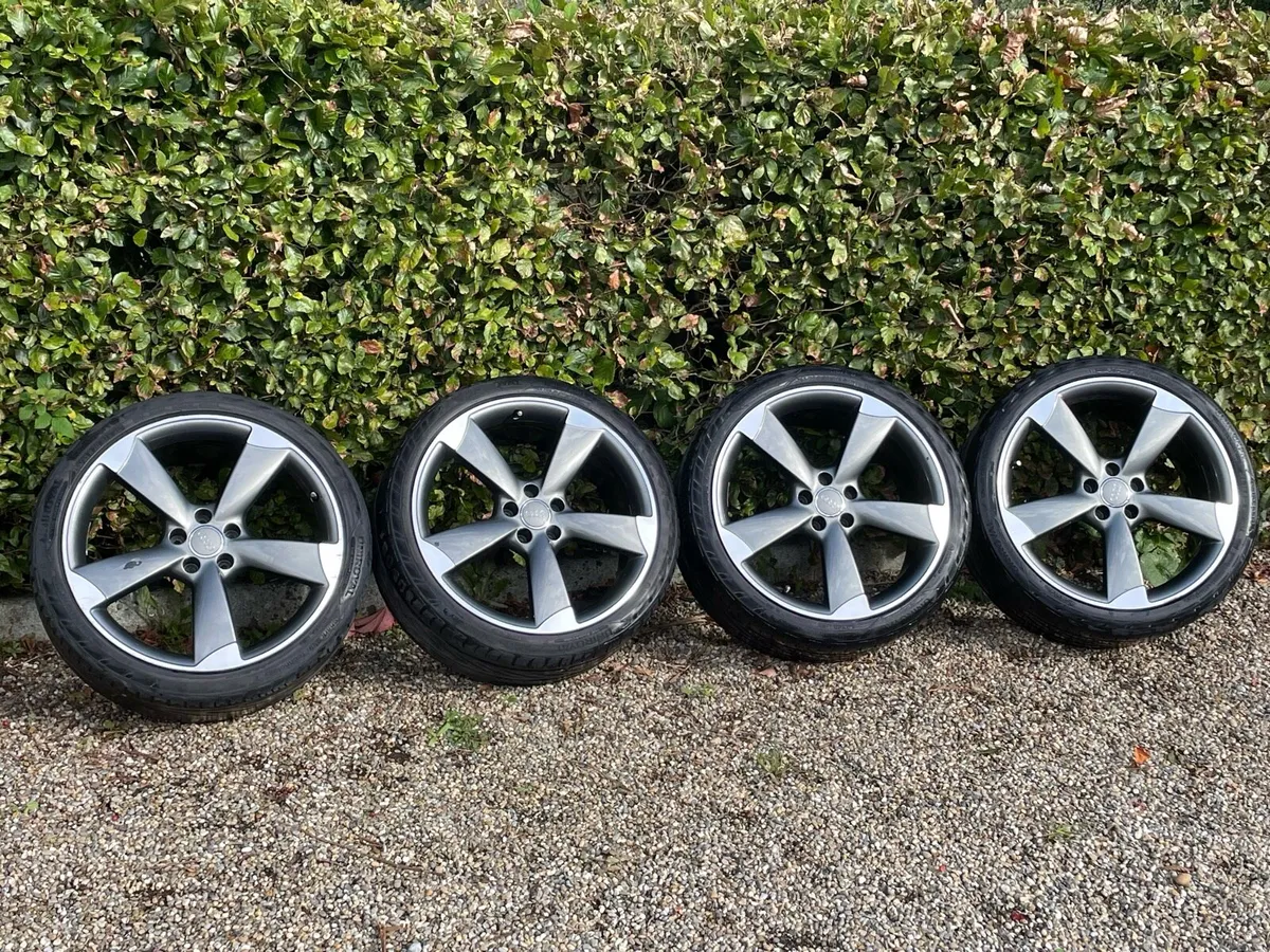 Genuine Audi ttrs concave alloys - Image 1