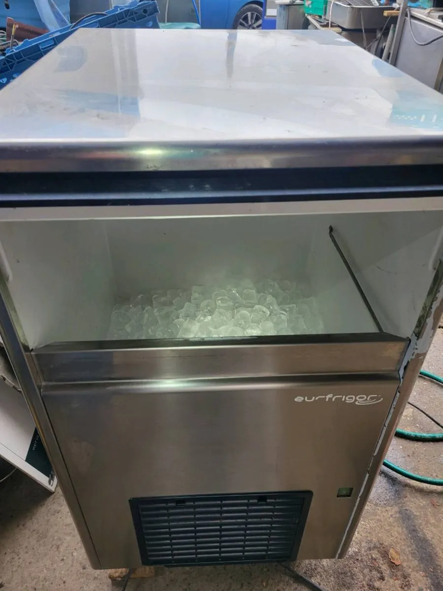Ice Maker Machine EURFRIGOR 50 - Image 3