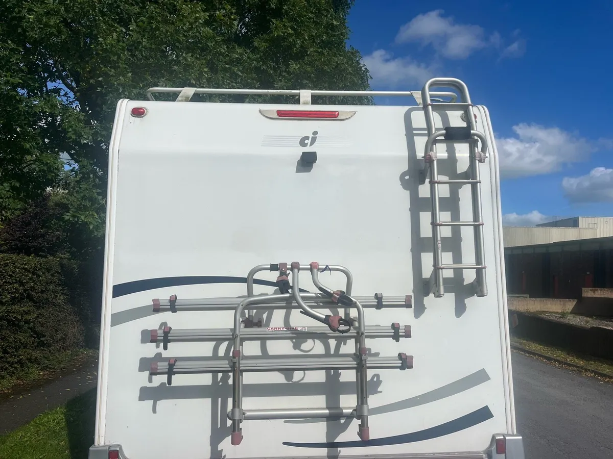 Motorhome - Image 2
