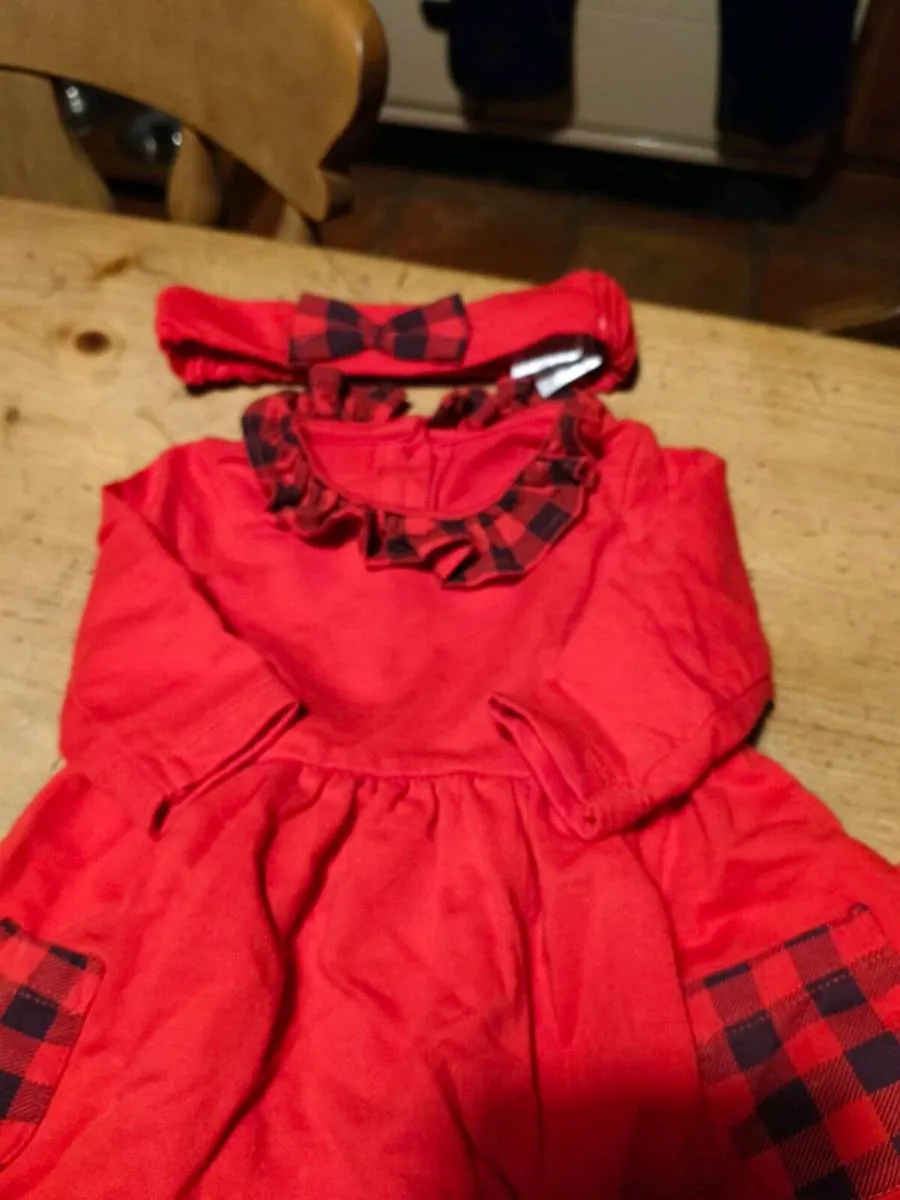 Baby girls Christmas dress bundle
3 Christmas dres - Image 3