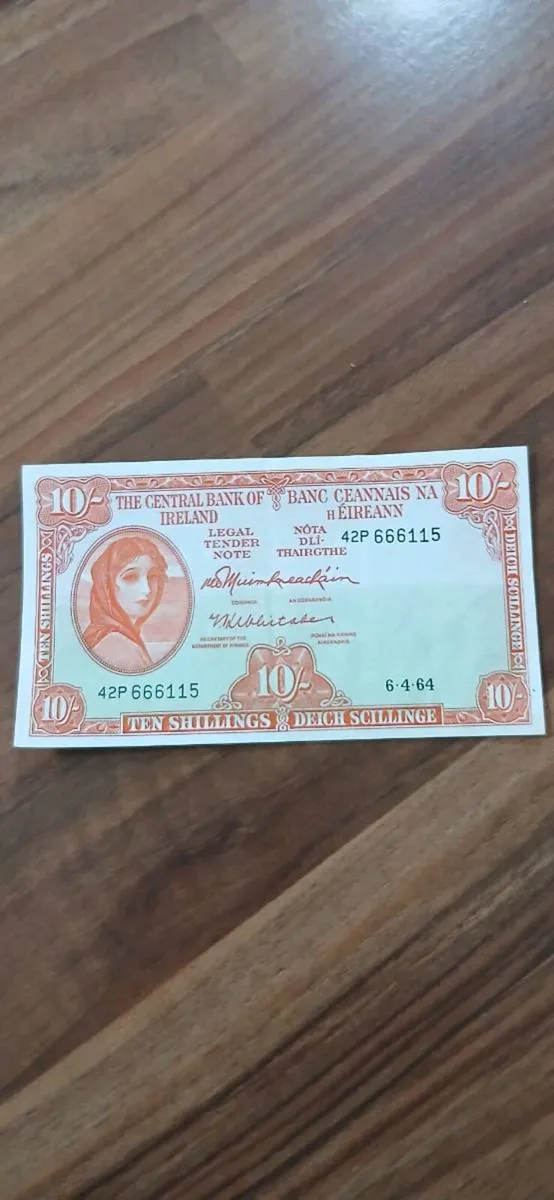 10 shilling note. Mint condition - Image 1